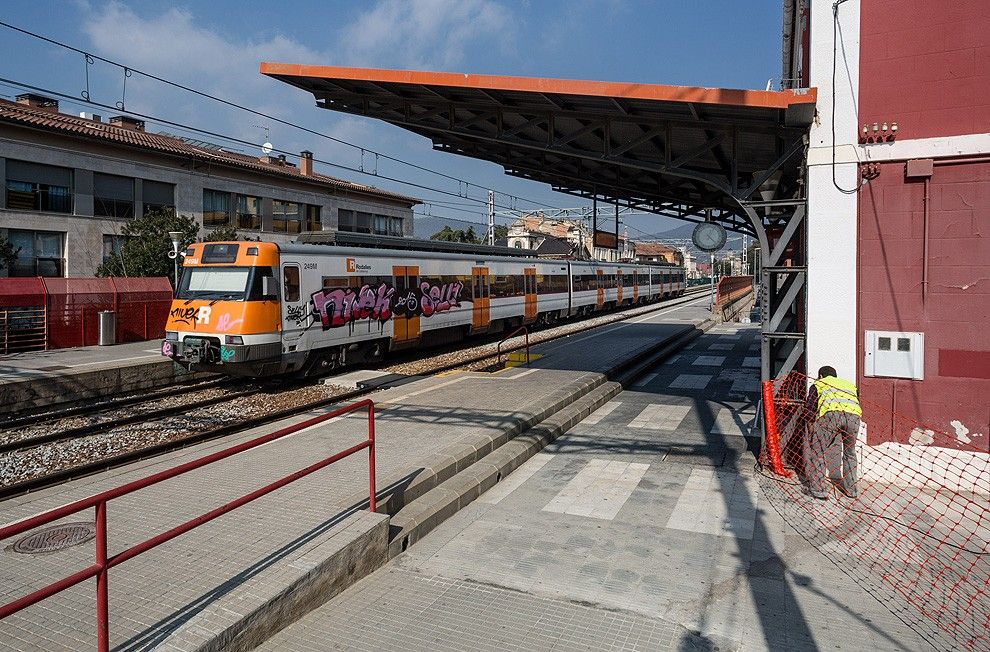 Un comboi aturat a l'estació de la Garriga