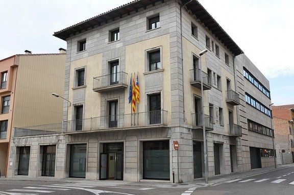L'oficina de tributs de Catalunya tindrà una nova seu al Ripollès que s'ubicarà a l'edifici del Consell Comarcal