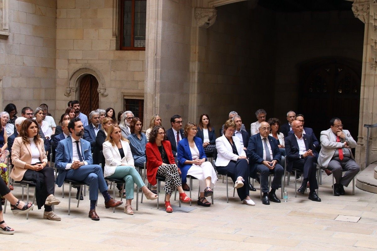 El nou Govern d'Aragonès, aquest dilluns al Palau de la Generalitat