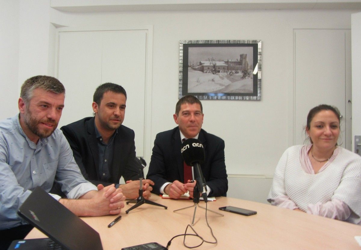 Pol Gibert, amb Ayuso, Sánchez i Carrasco