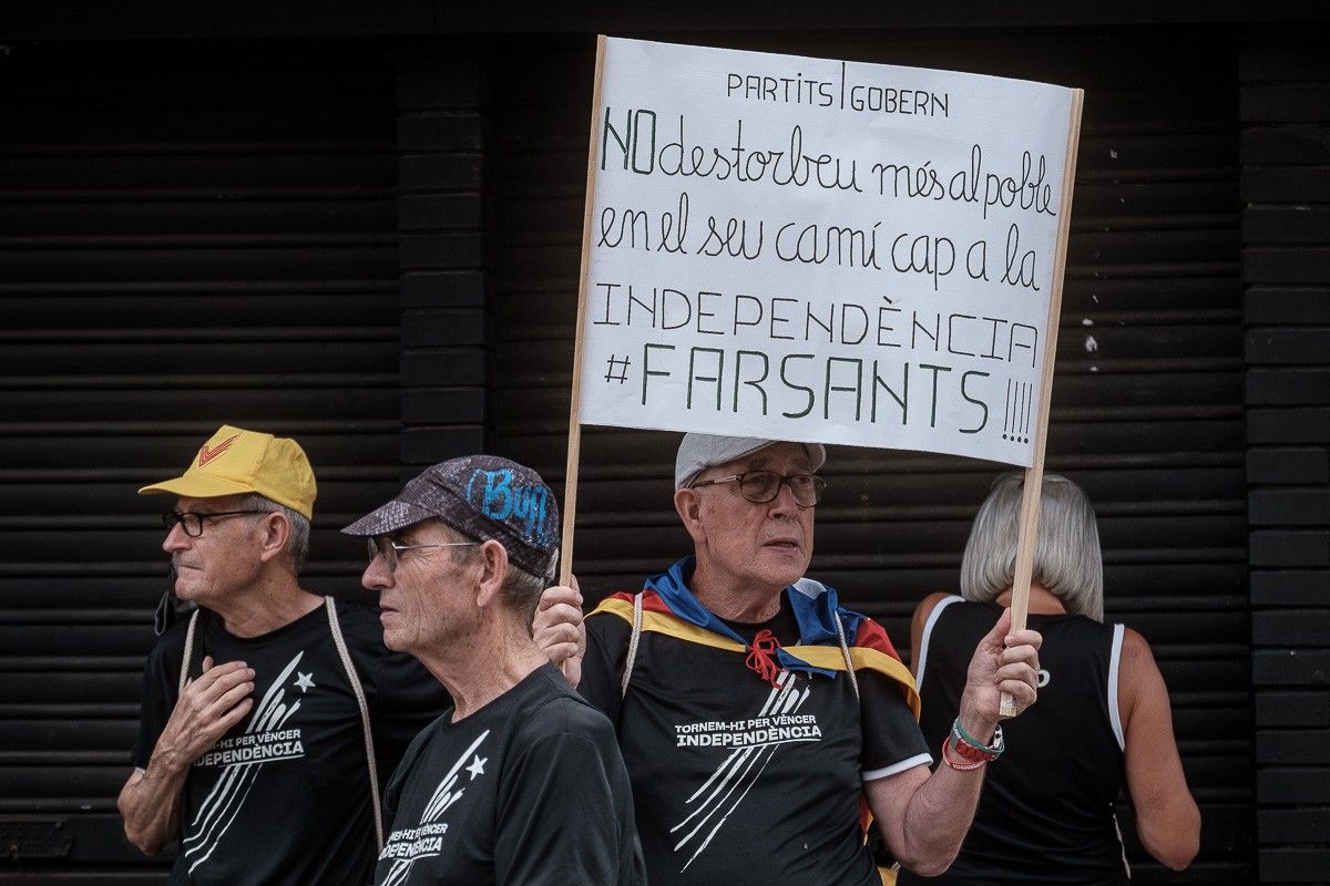 Independentistes en una manifestació convocada per l'ANC