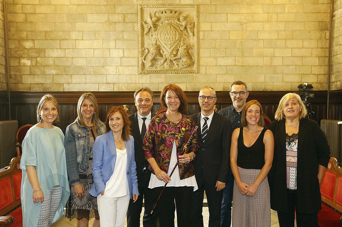 Foto de l'equip de govern de JxCat a l'Ajuntament de Girona, després del ple de constitució del 15 de juny del 2019