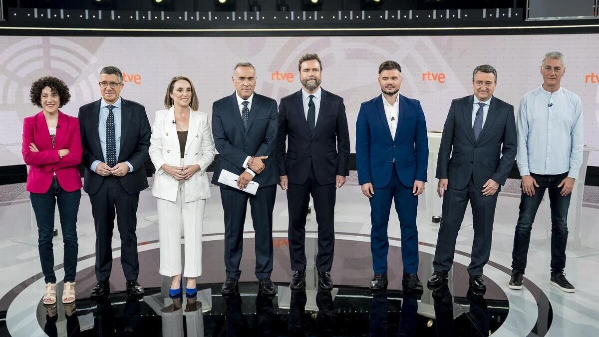 Els portaveus abans del debat a TVE