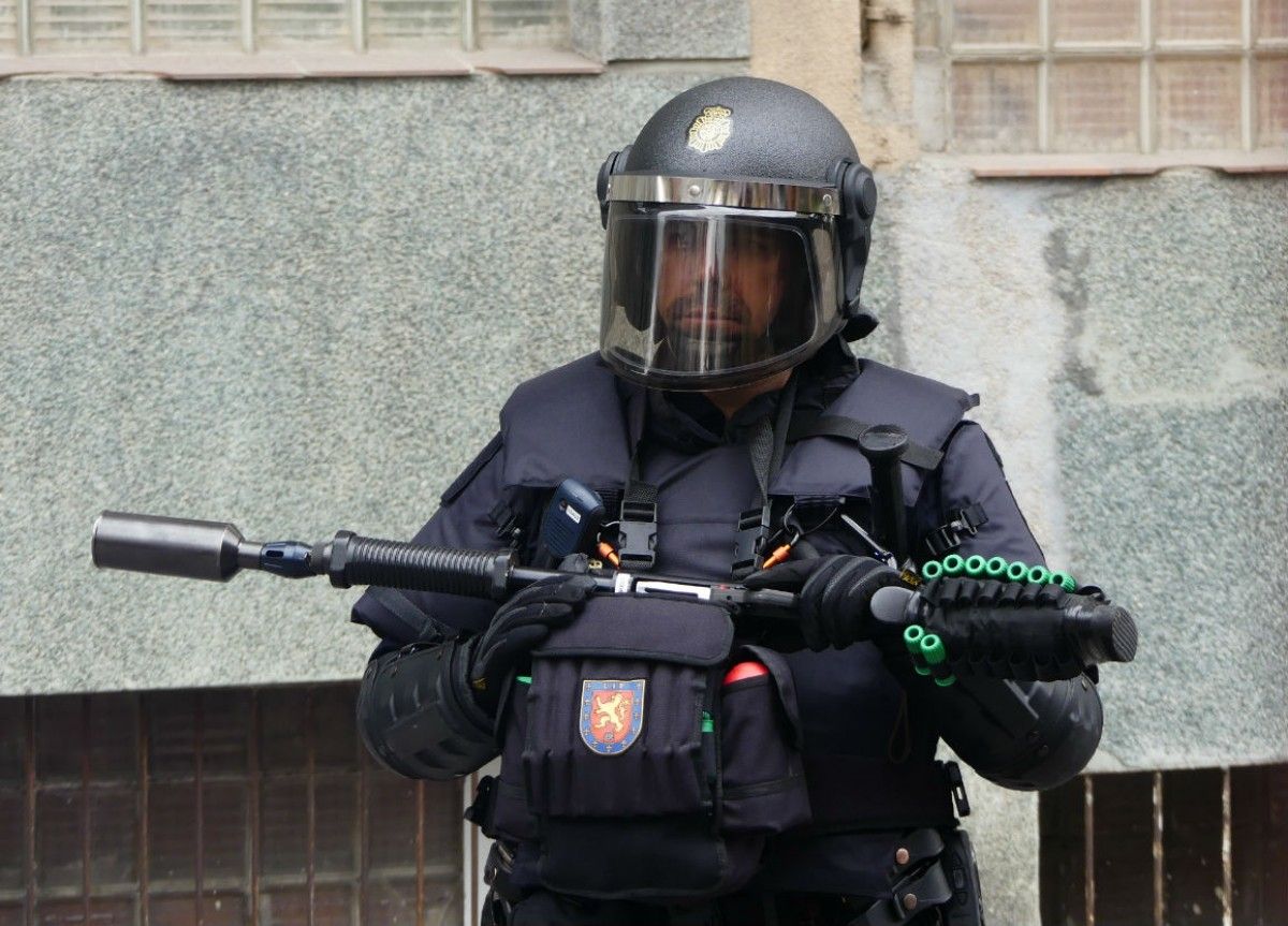 Càrregues de la policia espanyola durant l'1-O a Tarragona 
