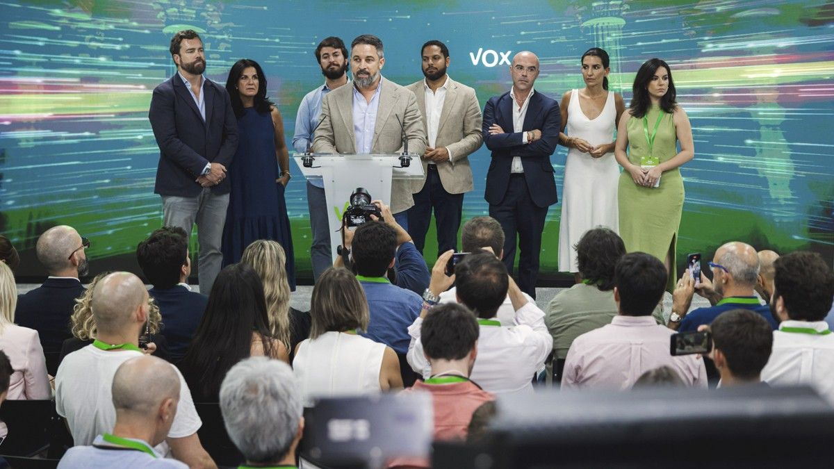 El líder de Vox, Santiago Abascal, valora els resultats del 23-J des de la seu del partit a Bambú  