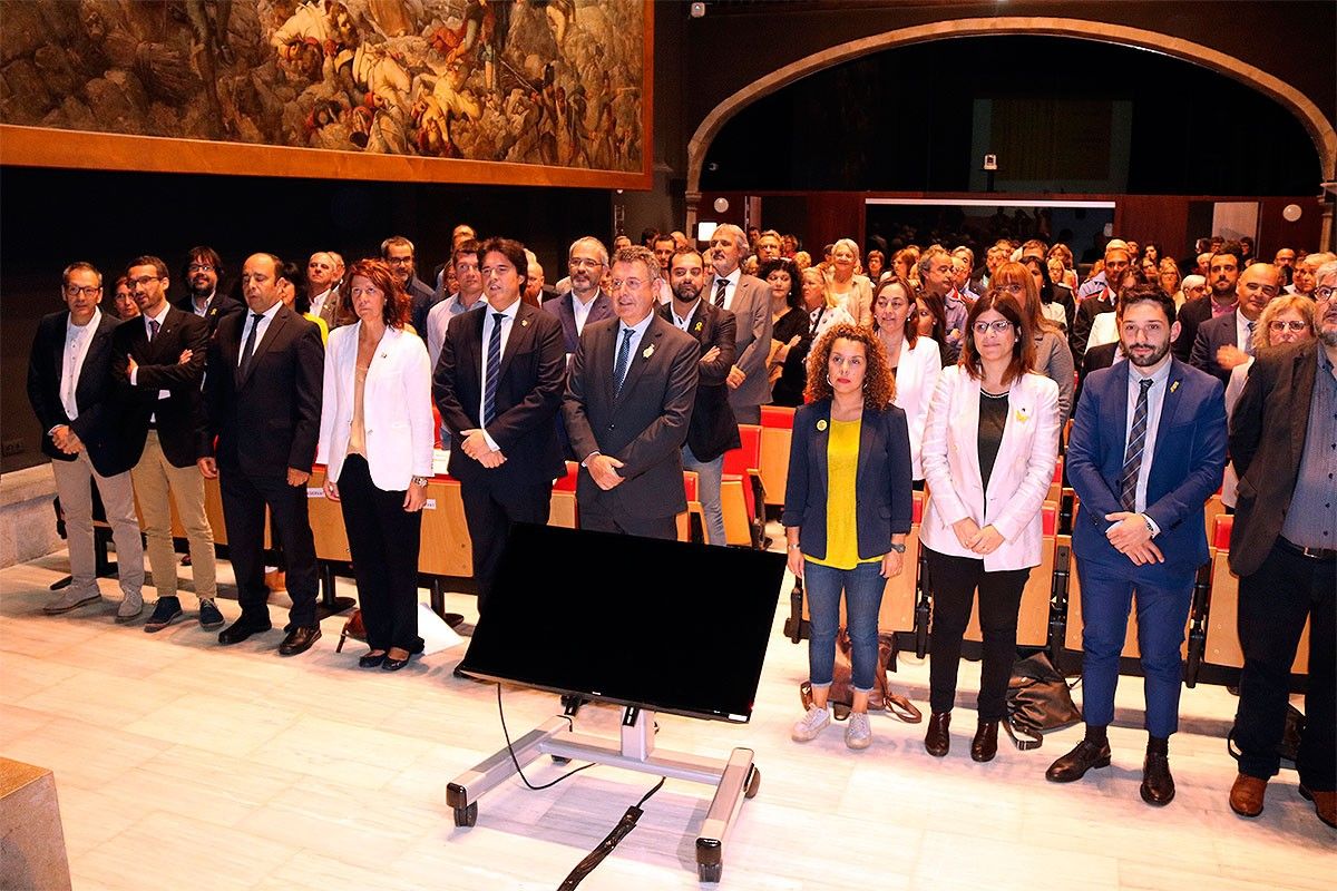 Els assistents a l'acte institucional conjunt a Girona
