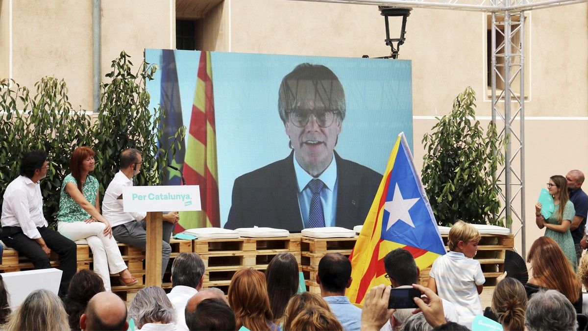 Carles Puigdemont, al míting central de Junts celebrat a Amer, el seu poble.