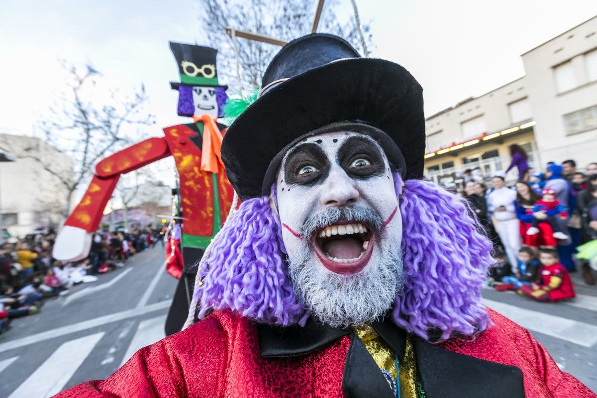 El Carnaval omple els carrers de Sabadell