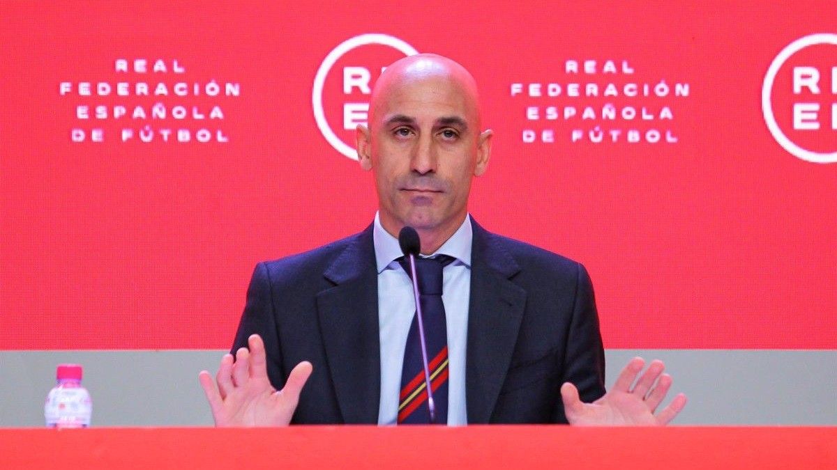 Luis Rubiales, durant una roda de premsa de la RFEF