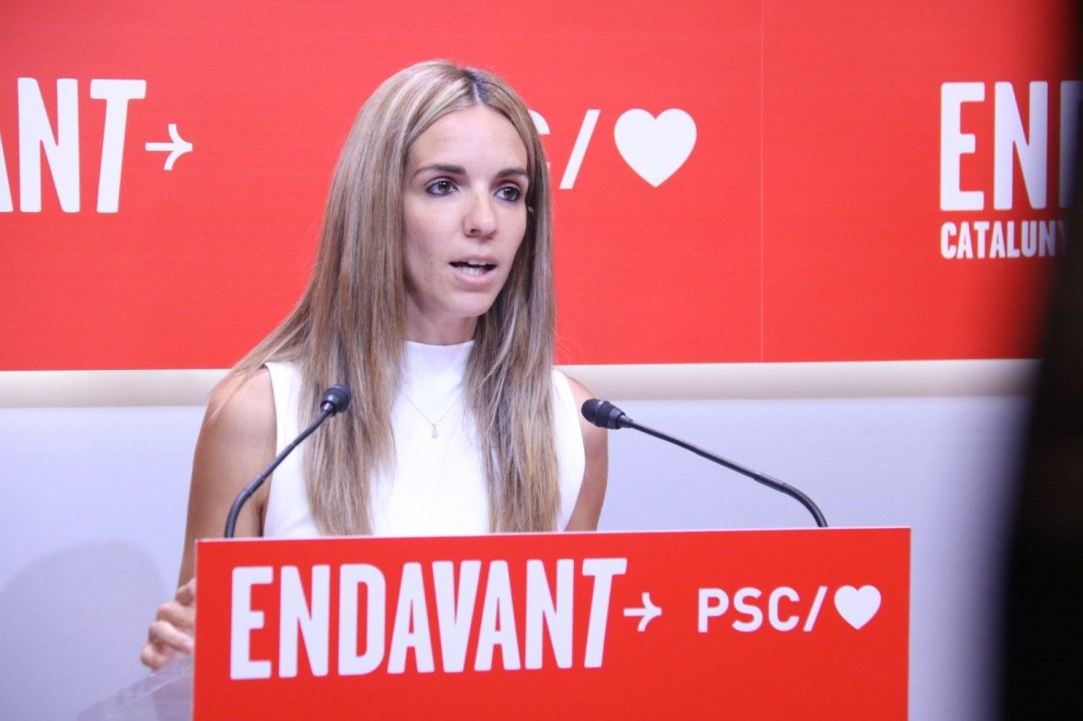 La portaveu del PSC, Èlia Tortolero.