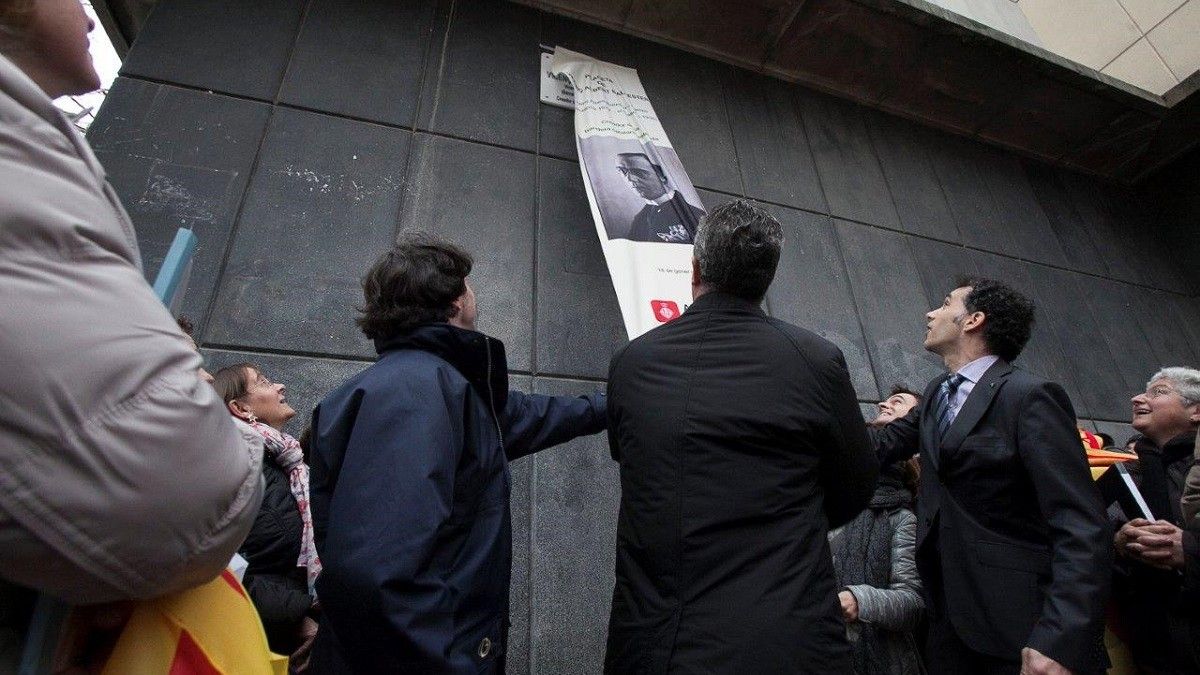 Inauguració de la placa dedicada al creador de l'estelada