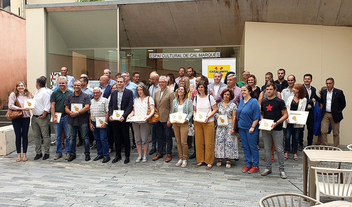 Els alcaldes de la Vall de Camprodon reben l'acreditació de L'agència Catalana de Turisme