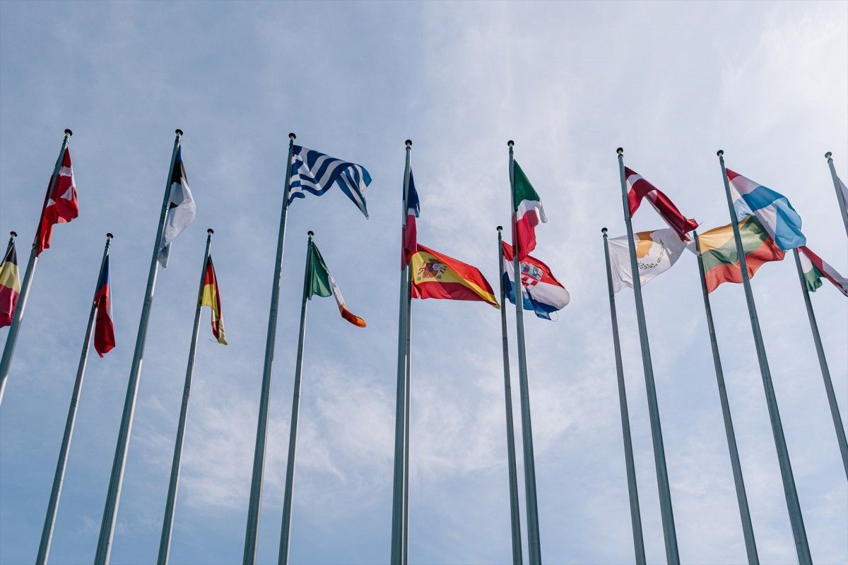 Banderes dels estats de la UE al Parlament Europeu