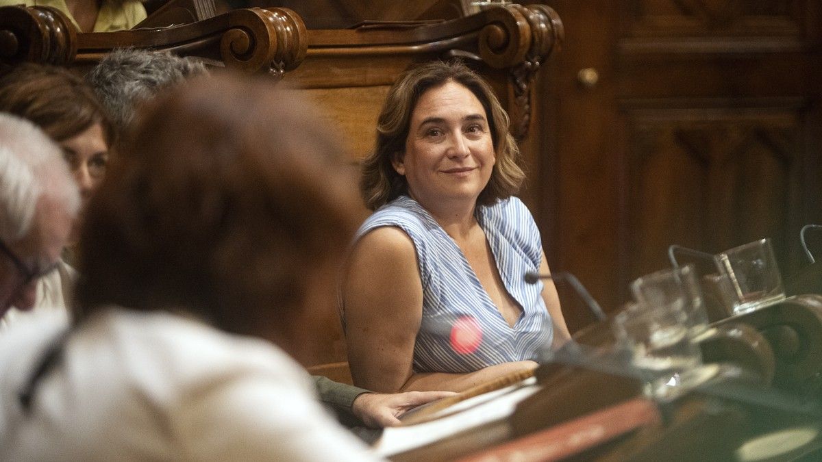 Colau, en un ple de l'Ajuntament de Barcelona d'aquest mandat