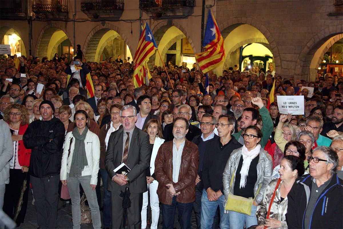 Concentració a Girona, a la plaça del Vi