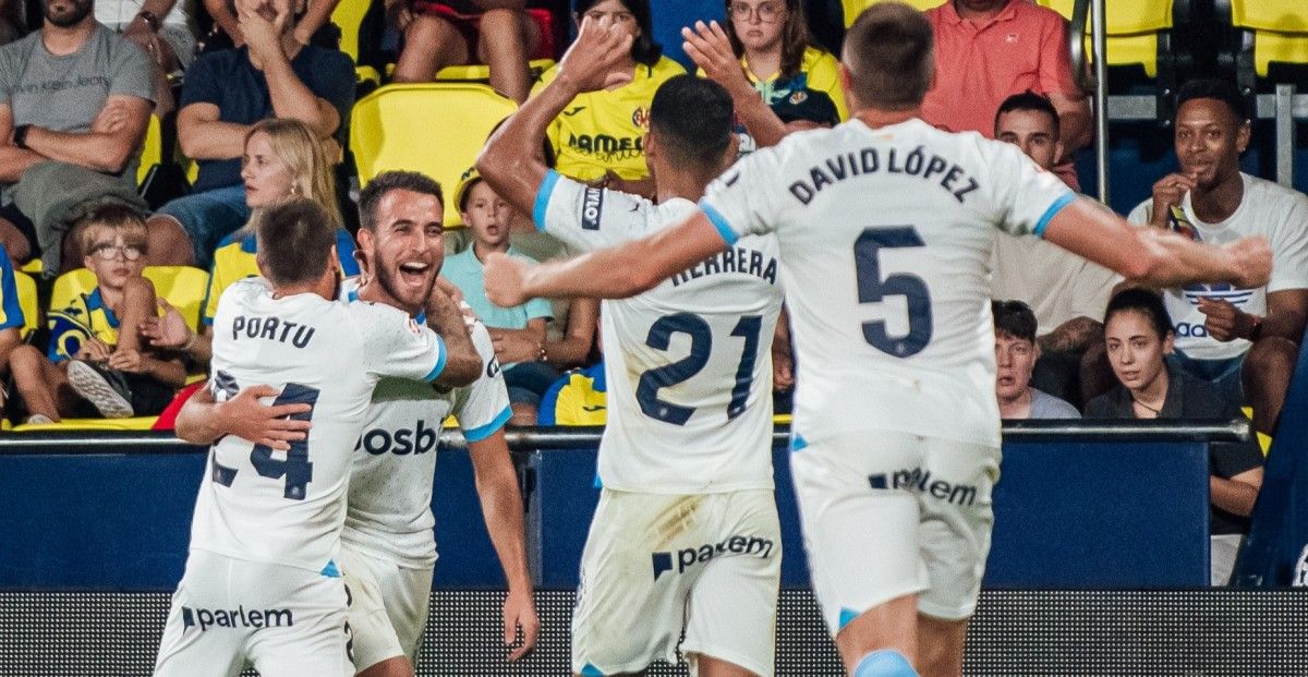 L'exblaugrana Eric Garcia celebra el gol històric que ha donat el lideratge al Girona