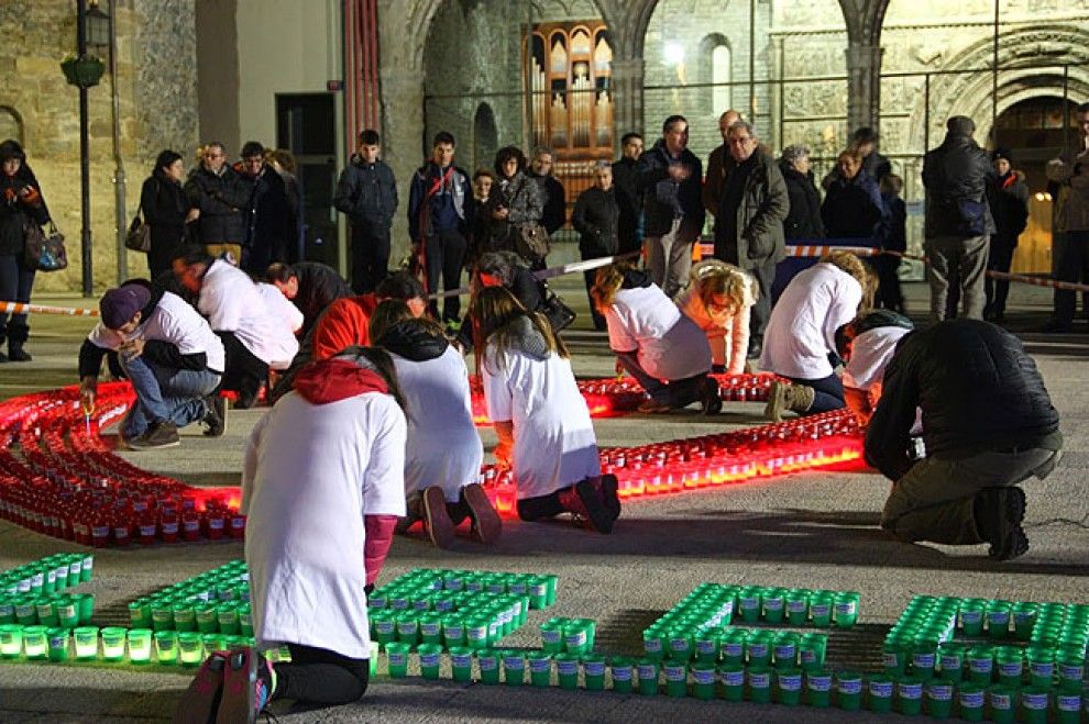 Encesa de 3.000 espelmes a Ripoll