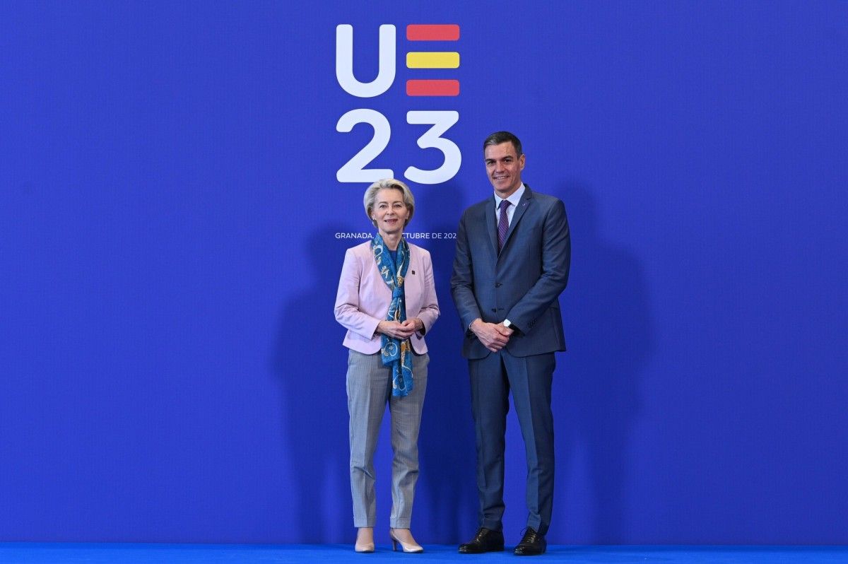 Pedro Sánchez i Ursula von der Leyen a la cimera europea de Granada