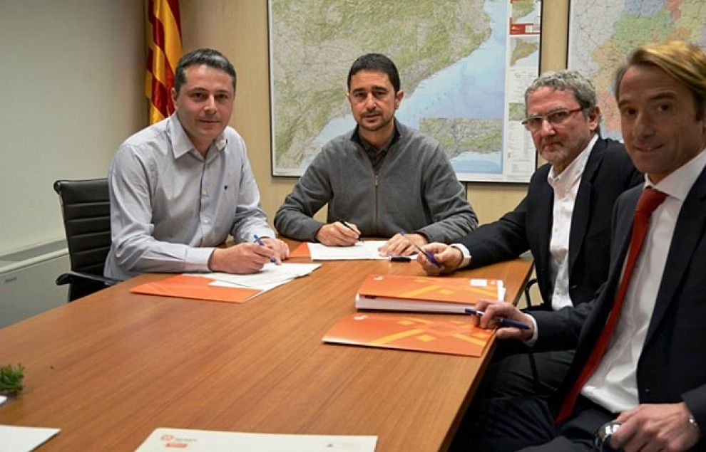 Signatura del conveni entre INCASÒL i l'Ajuntament de Sant Joan