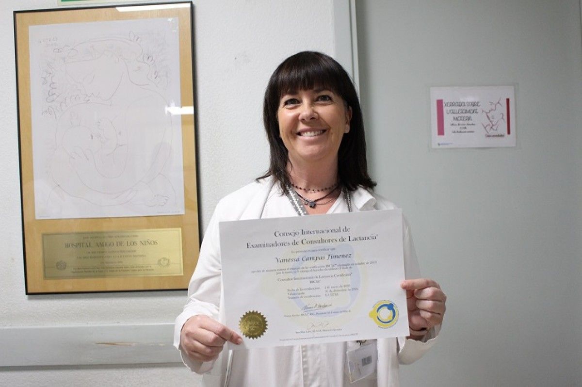La llevadora Vanessa Campas, feliç amb la seva acreditació internacional.