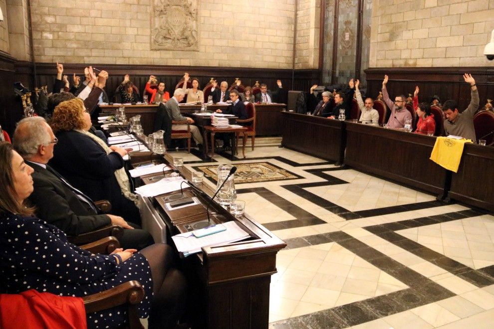 CiU, PSC, ERC i CUP voten a favor de la moció per rebutjar les condemnes a Mas, Rigau i Ortega