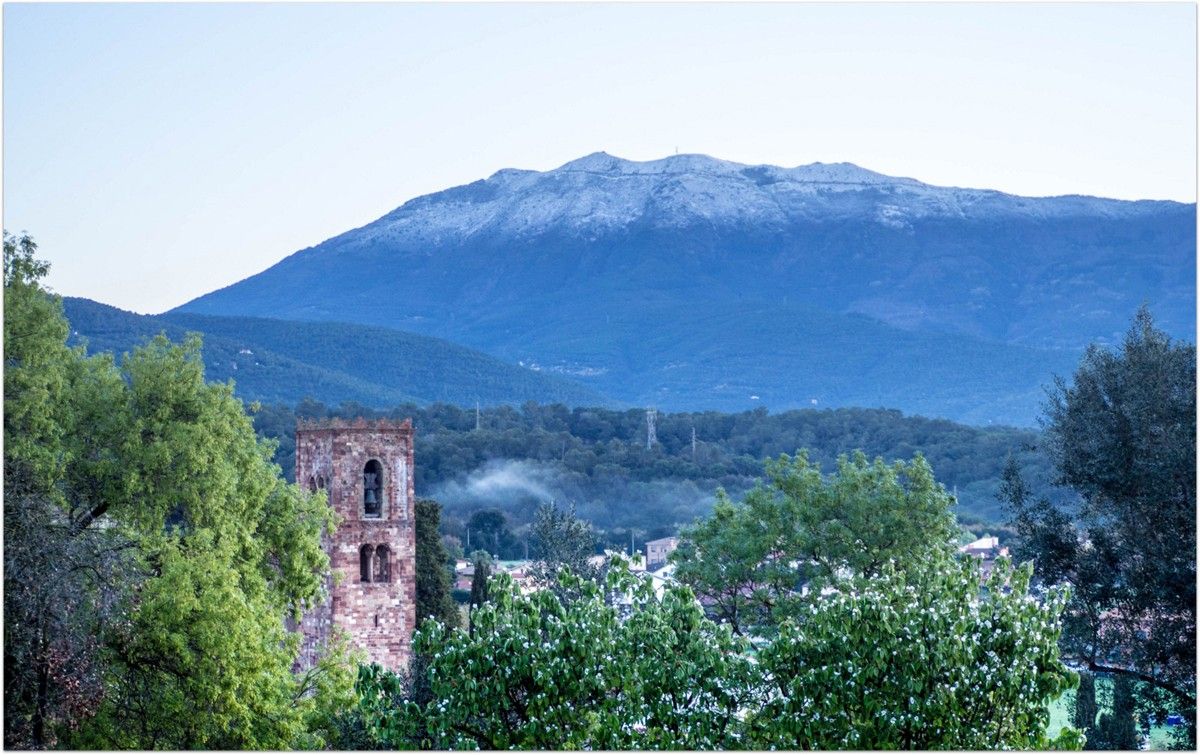 El Montseny vist des de Sant Pere de Vilamajor.