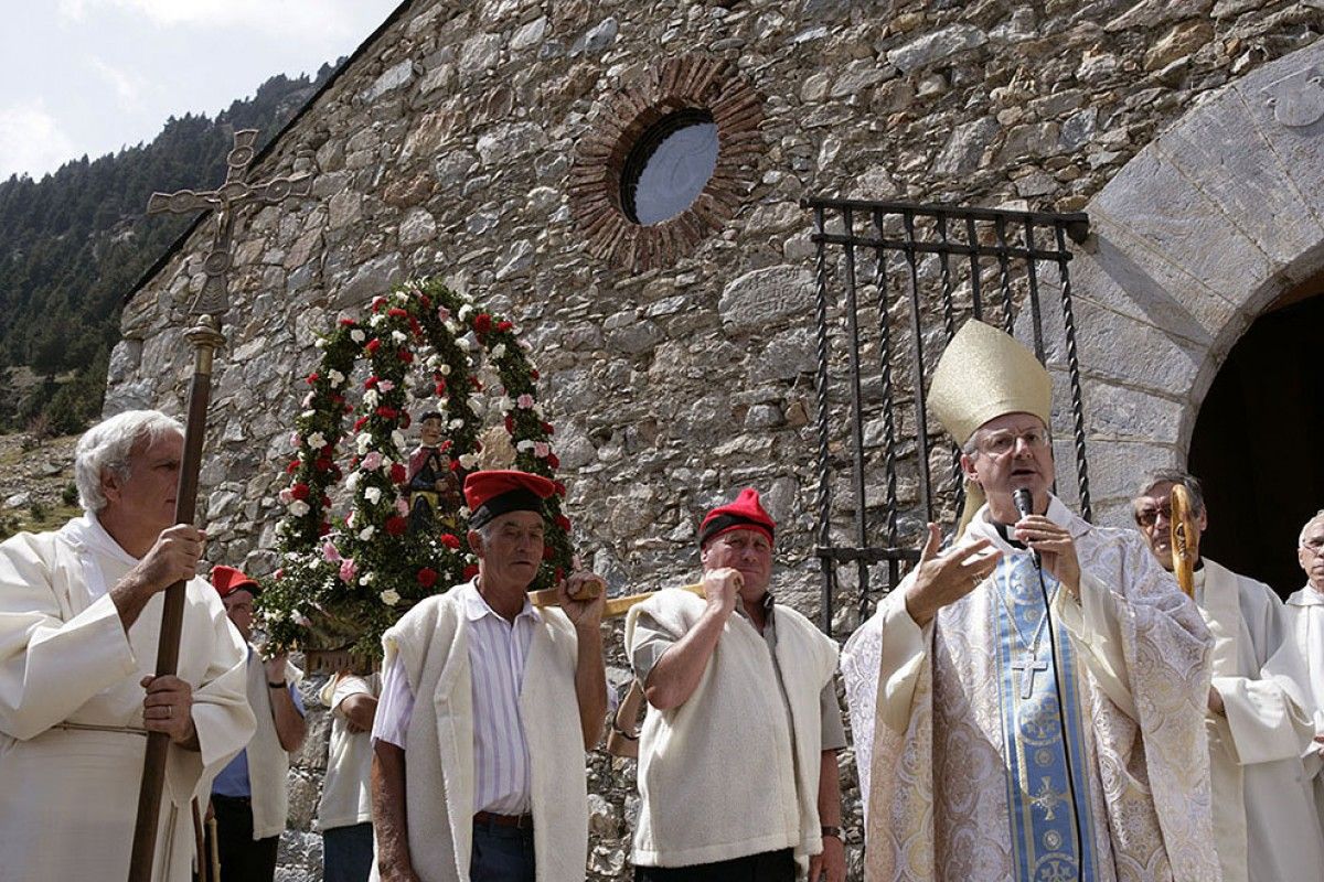 Celebració de la festivitat de Sant Gil a l'ermita de Sant Gil, Vall de Núria.