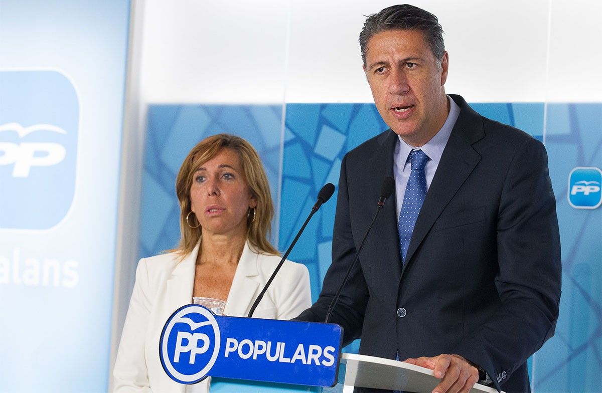 Sánchez Camacho, amb rostre preocupat, al costat de García Albiol