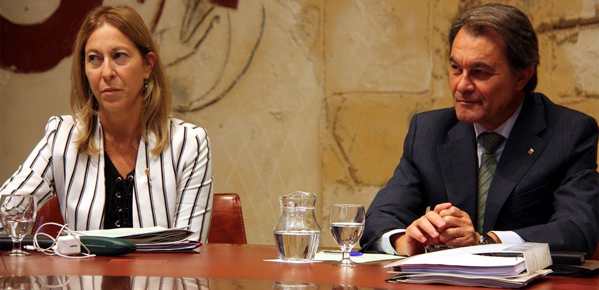 Neus Munté i Artur Mas, en el primer consell executiu després del 27-S