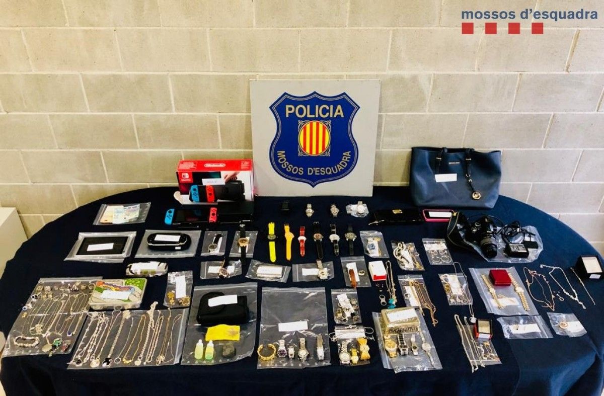 Els objectes robats recuperats per la policia