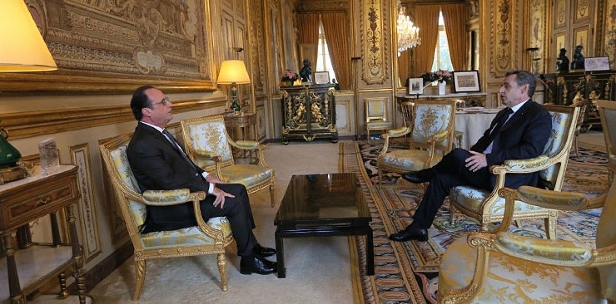 François Hollande i Nicolas Sarkozy, reunits a l'Elisi després dels atemptats