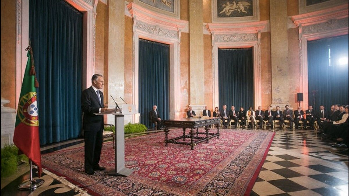 El president Anibal Cavaco Silva, en la presa de possessió del nou govern