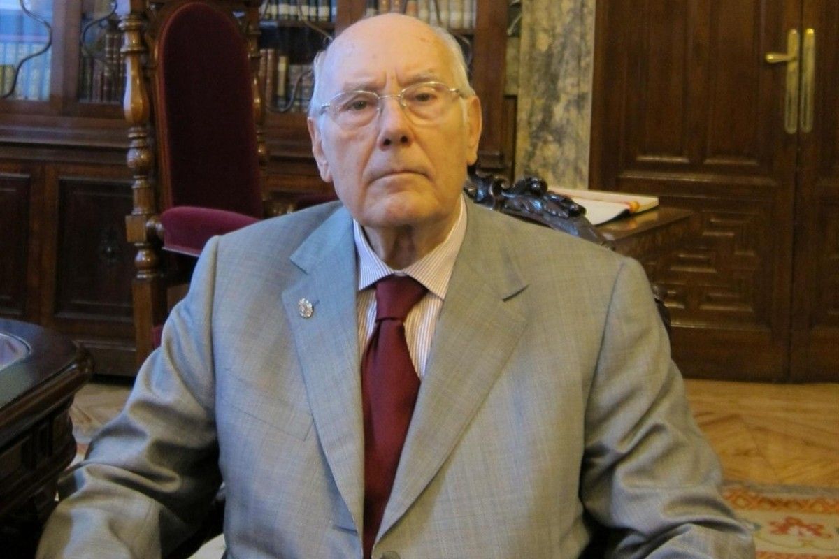 José Manuel Romay Beccaría