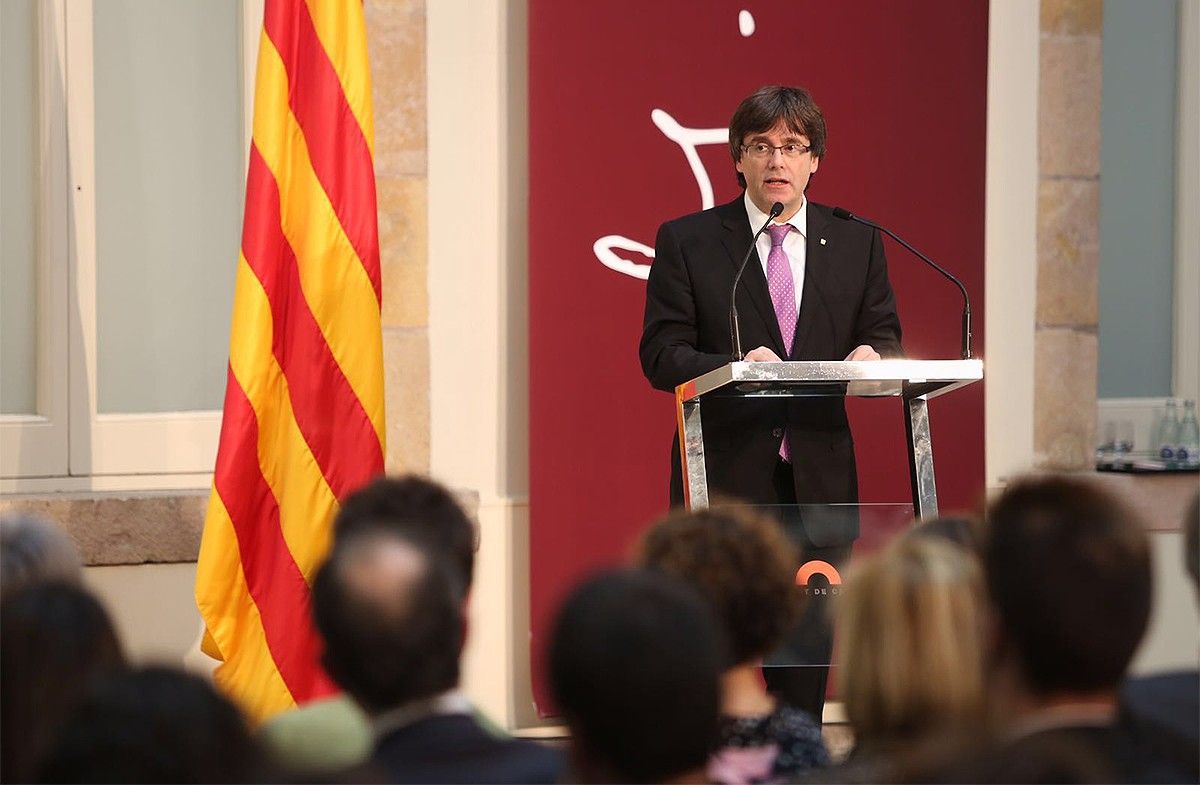 Carles Puigdemont, a l'homenatge a Muriel Casals