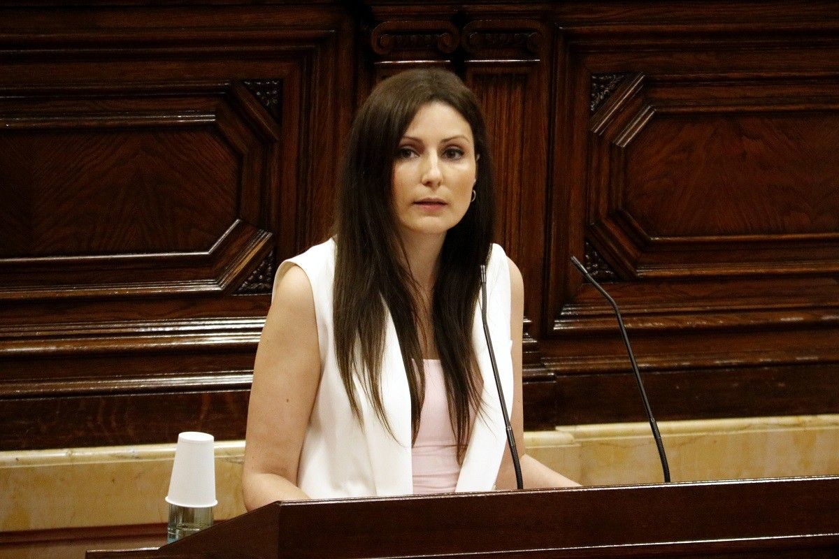 La presidenta parlamentària de Ciutadans, Lorena Roldán, al ple de la reconstrucció
