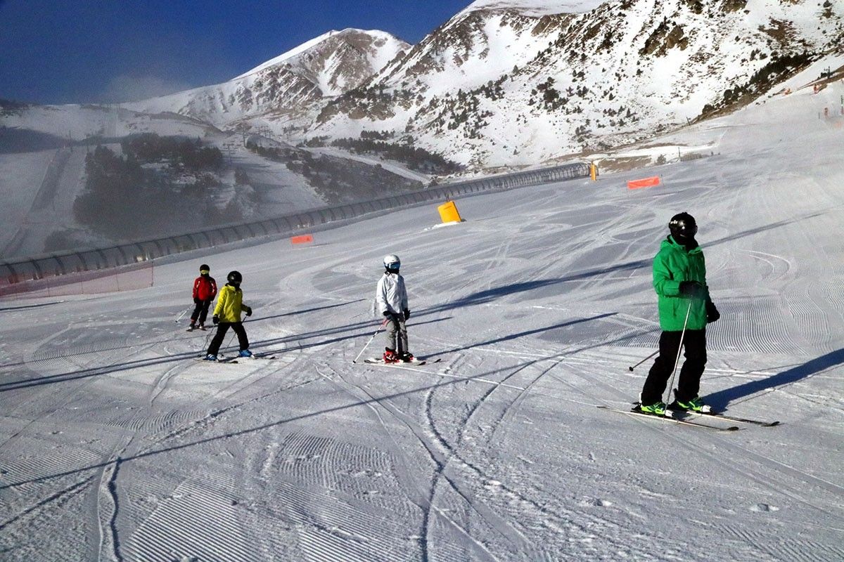 Esquiant a Vallter 2000 amb les pistes quasi desertes