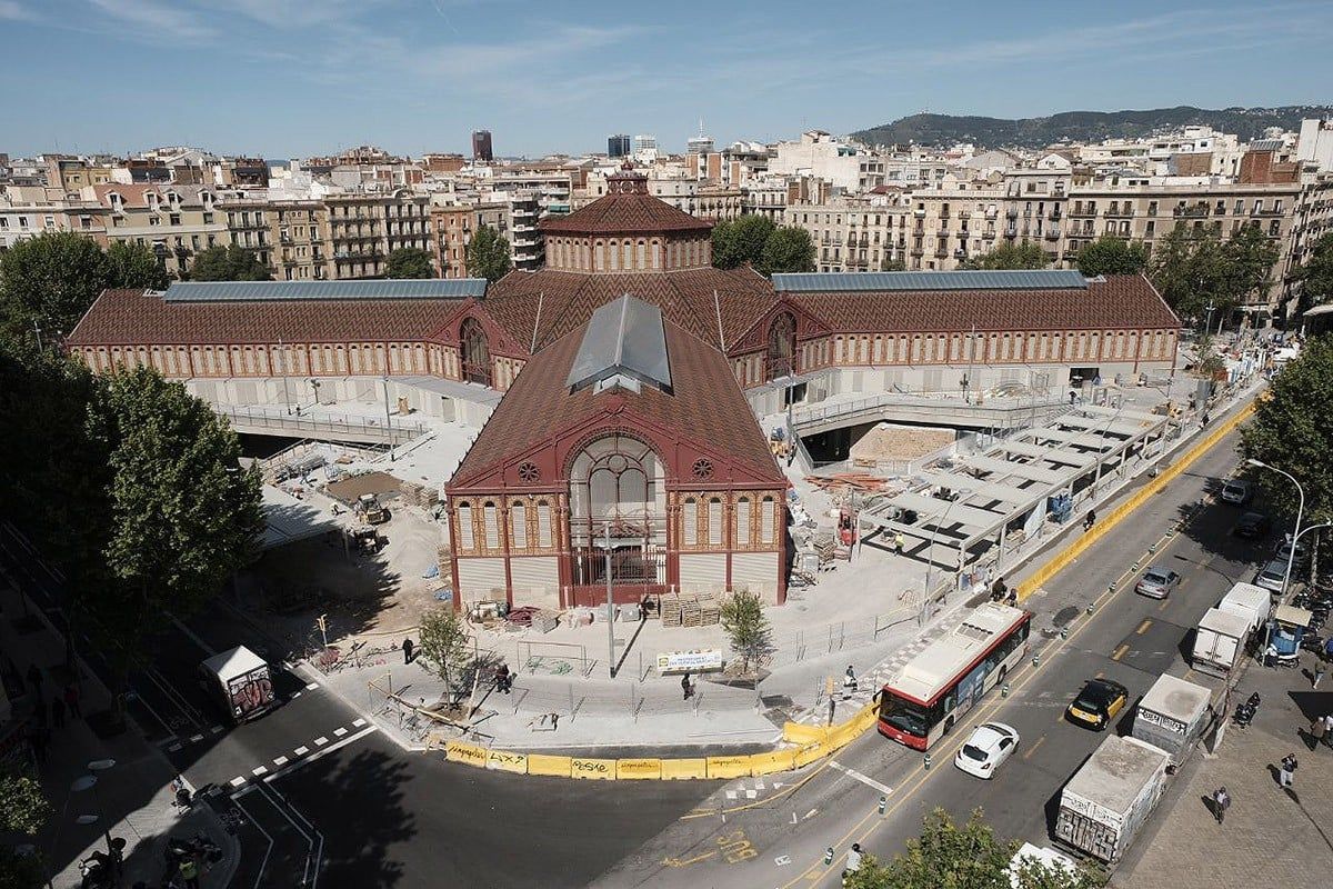 El renovat mercat de Sant Antoni de Barcelona