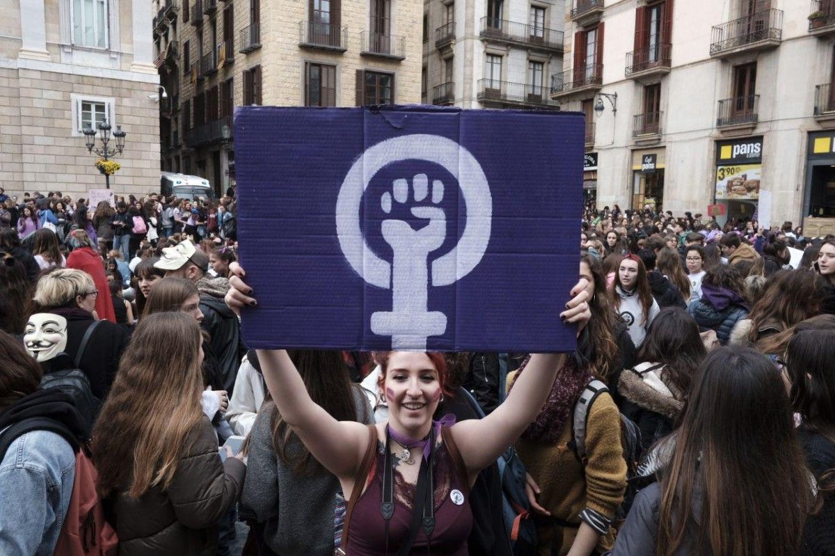 Concentració a Barcelona per la vaga feminista