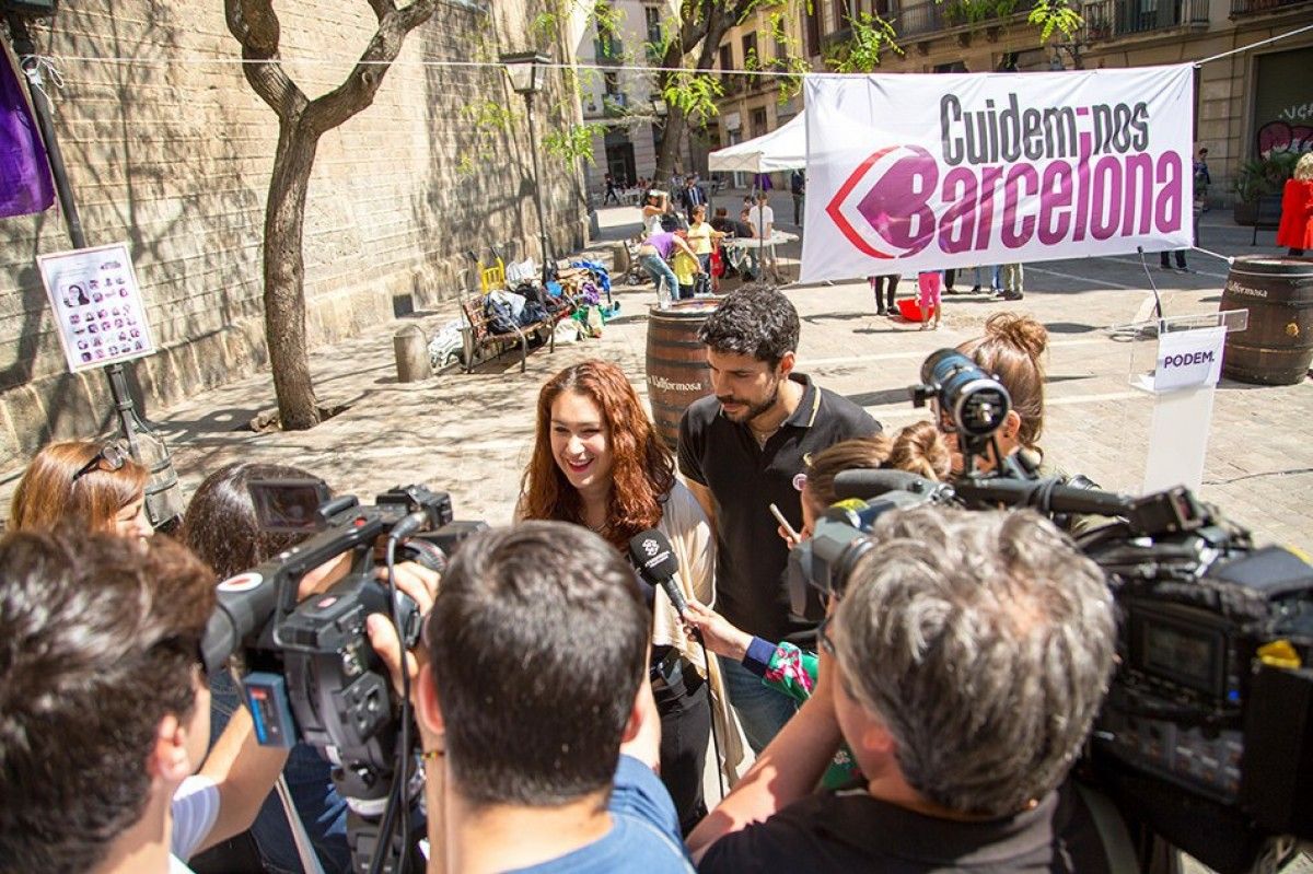 La regidora Laura Pérez durant la presentació dela seva canidatura per liderar Podem Barcelona