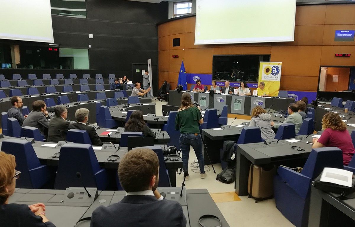 Les famílies dels presos polítics catalans, aquest dimarts al Parlament Europeu