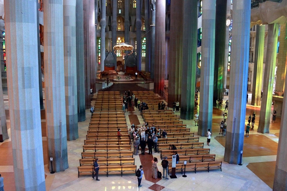 La Sagrada Família reobre les portes després de 114 dies.