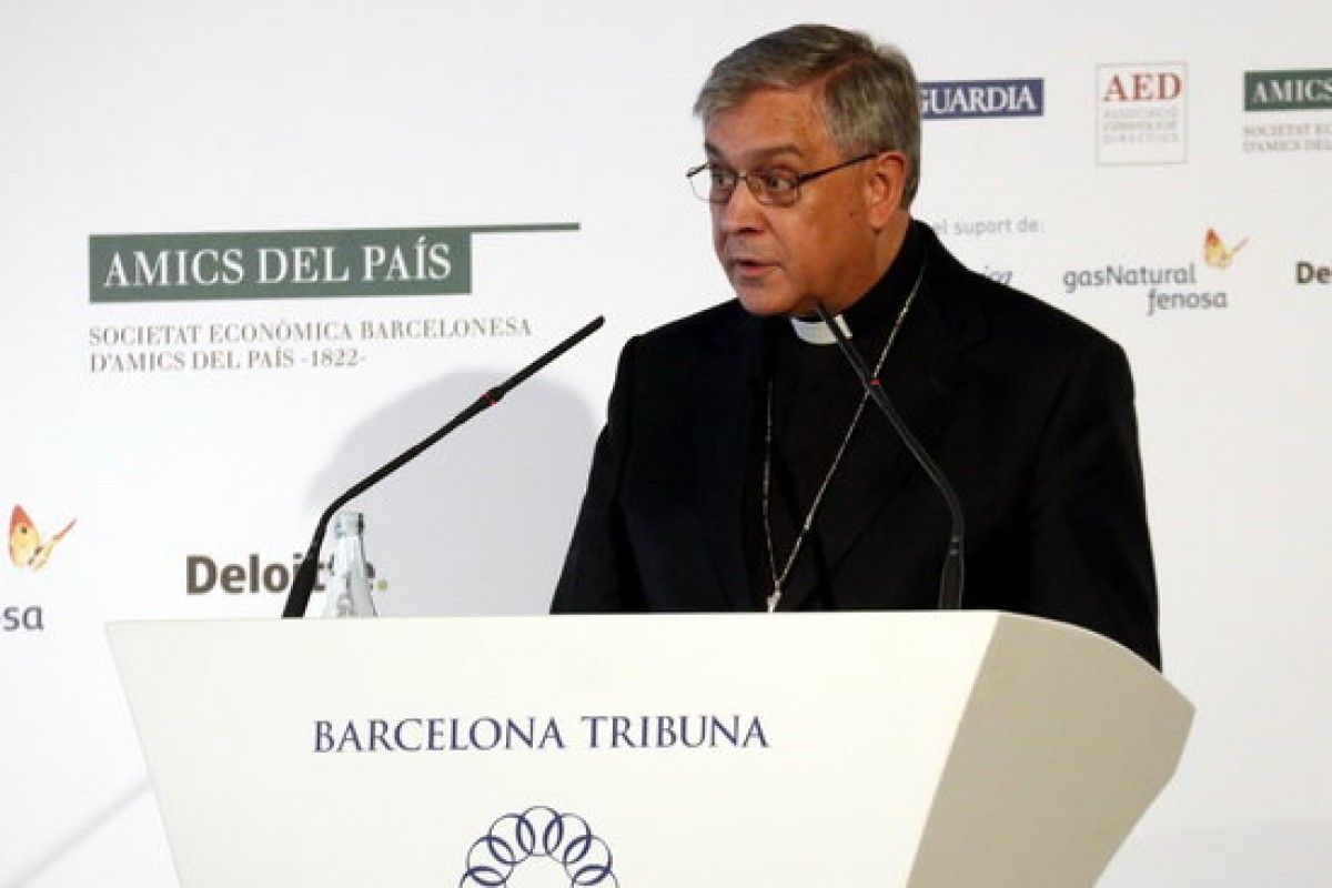 L'abat de Montserrat, Josep Maria Soler, durant una conferència