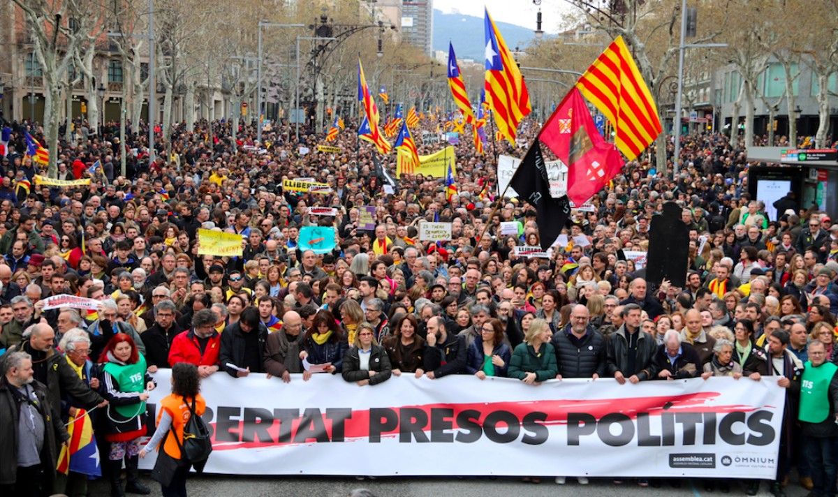La manifestació d'aquest diumenge a Barcelona per protestar per la detenció de Puigdemont