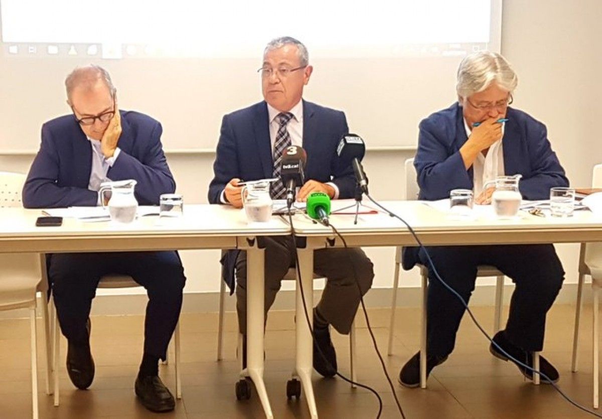 Albert Carreras, Modest Guinjoan i Jordi Goula en un acte al CEC.