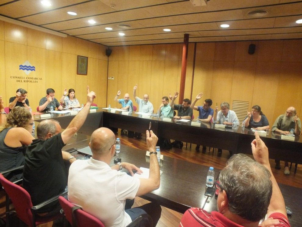 La subvenció de 2.500 euros a l'Associació de persones sordes al Ripollès ha estat el punt més destacat del ple del Consell Comarcal
