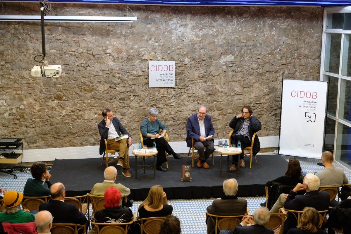 Pol Morillas, Cristina Mas, Antoni Segura i Joan Roura al CIDOB.