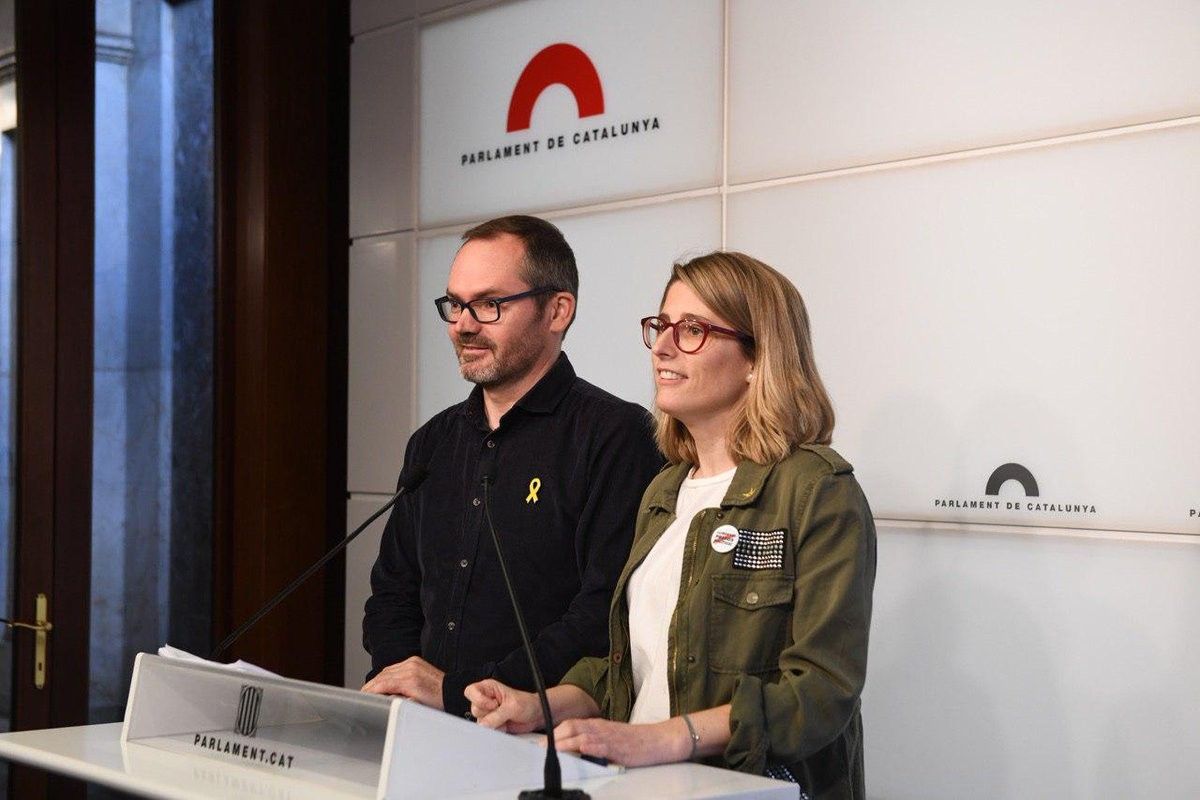 Elsa Artadi i Josep Costa, de Junts per Catalunya, en roda de premsa