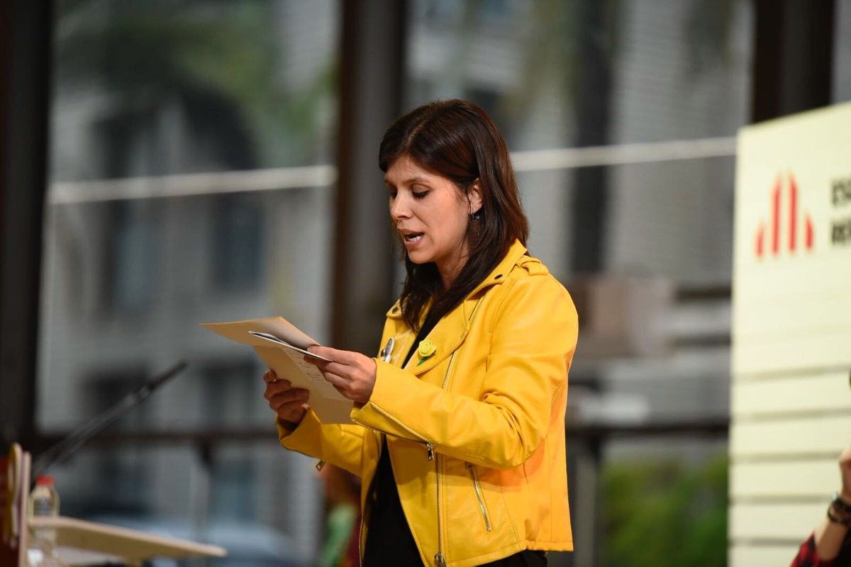 Marta Villata llegeix la carta de Junqueras a ERC.