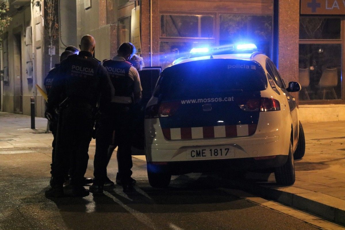 Dispositiu policial al barri de Sarrià