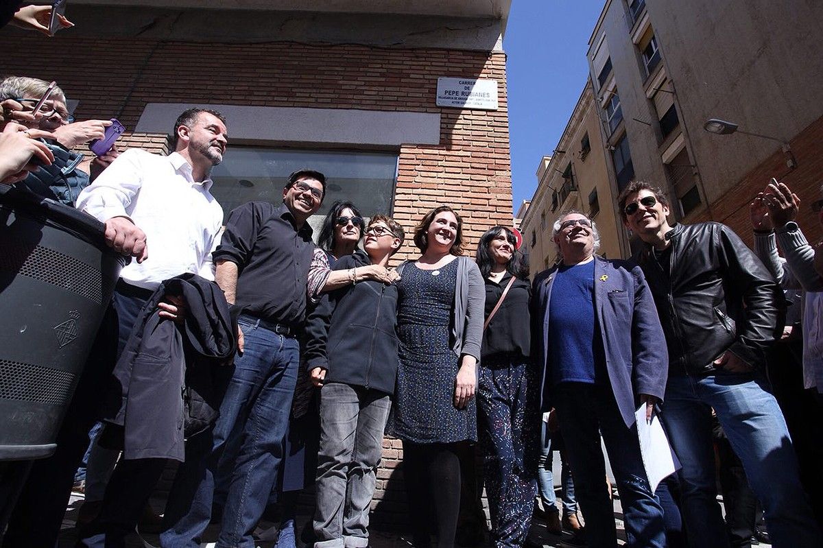 Inauguració de la substitució del carrer Almirall Cervera pel de Pepe Rubianes